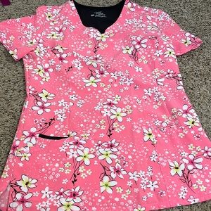 Cherokee infinity small scrub set